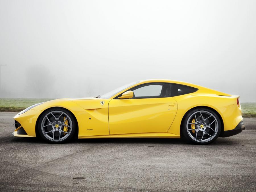  Ferrari F12berlinetta by Novitec Rosso 2012 года  (фото 21 из 26)